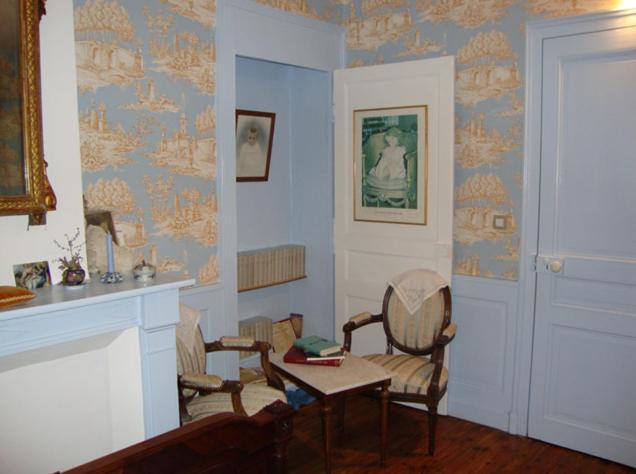 Domaine De La Dame De Lauriere Bed & Breakfast Solignac Стая снимка