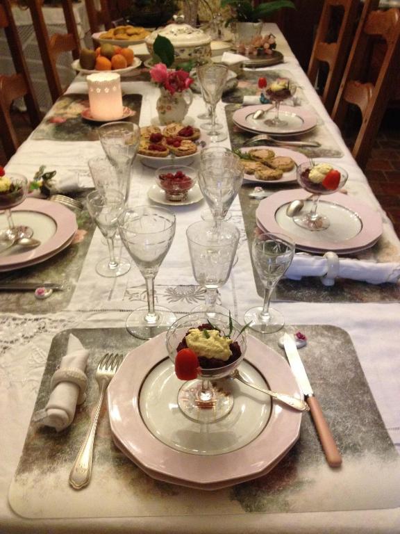 Domaine De La Dame De Lauriere Bed & Breakfast Solignac Екстериор снимка