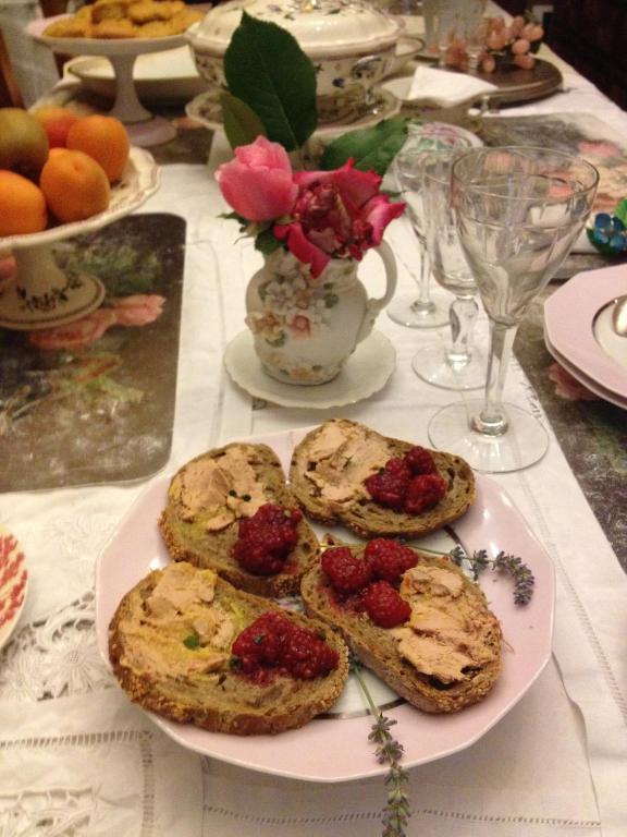 Domaine De La Dame De Lauriere Bed & Breakfast Solignac Екстериор снимка
