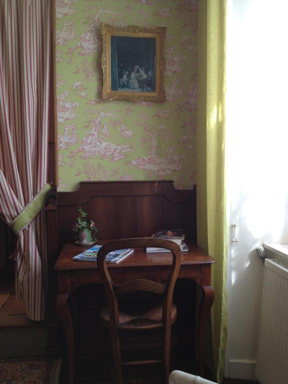 Domaine De La Dame De Lauriere Bed & Breakfast Solignac Стая снимка